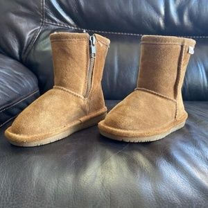 Baby boots size 7 worn once